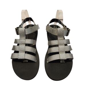 EUC SILVER TEVA DORADO SANDALS SZ 10